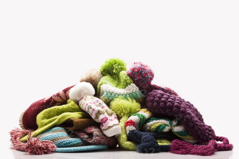 Stack of wooly hats. Photo : FBP