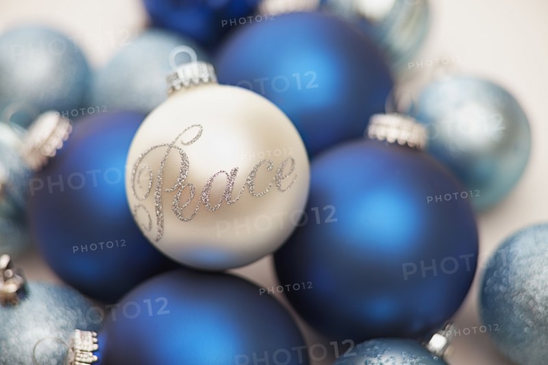Studio Shot of Christmas ornaments. Photo : Mike Kemp