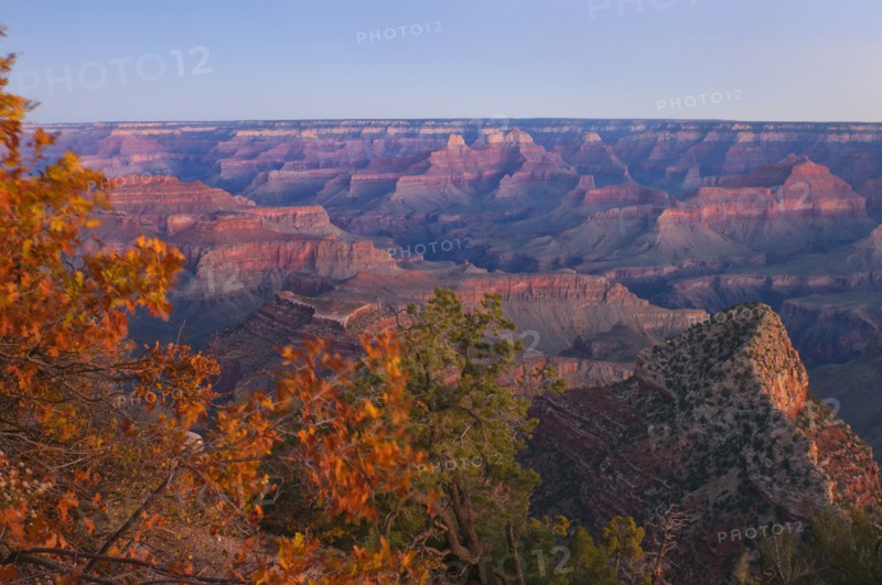 USA, Arizona, Grand Canyon at sunrise. Photo : Gary Weathers