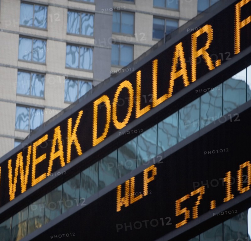 USA, New York State, New York City, Times Square, Stock Quotron, close-up. Photo : fotog