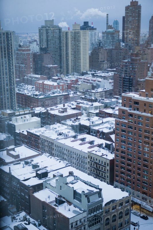 USA, View of New York City covered with snow . Photo : fotog