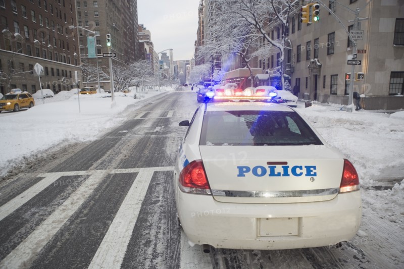 USA, New York City, police car on Park Avenue. Photo : fotog