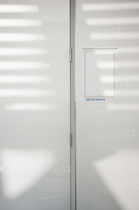 White door. Photo : Mark Edward Atkinson