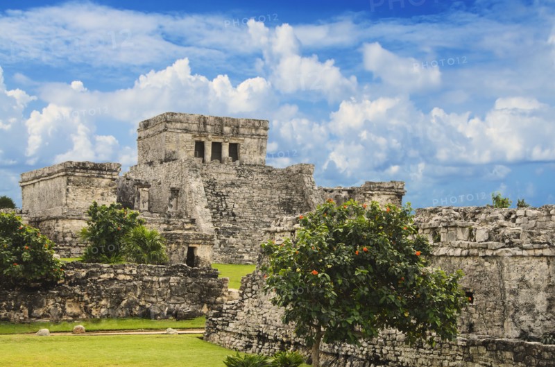 Mexico, Tulum, ancient ruins. Photo : Tetra Images