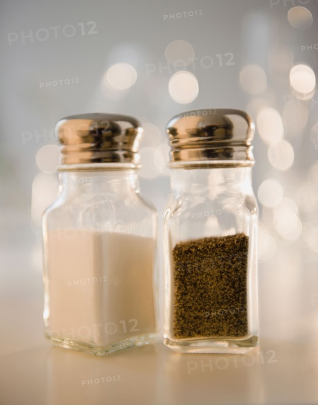Studio shot of salt and pepper shakers. Photo : Jamie Grill Photography