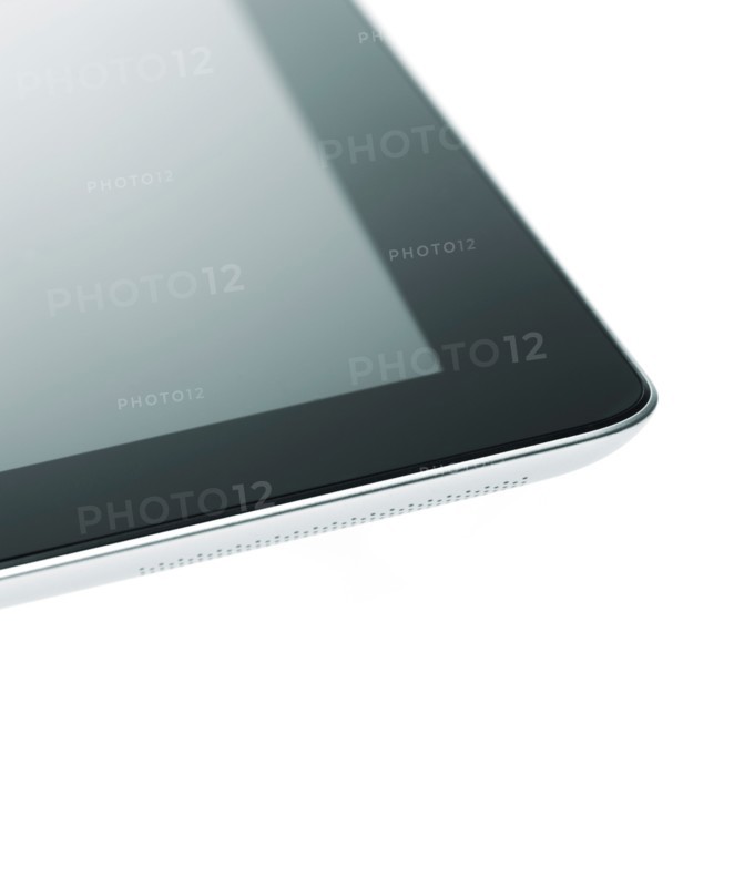 Studio shot of digital tablet. Photo : David Arky
