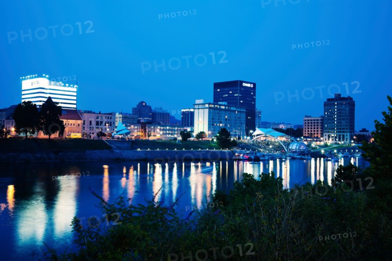 USA, West Virginia, Charleston, Skyline at night. Photo: Henryk Sadura