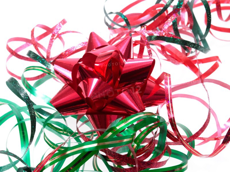 Studio shot of Red and Green Ribbon on white background. Photo : David Arky