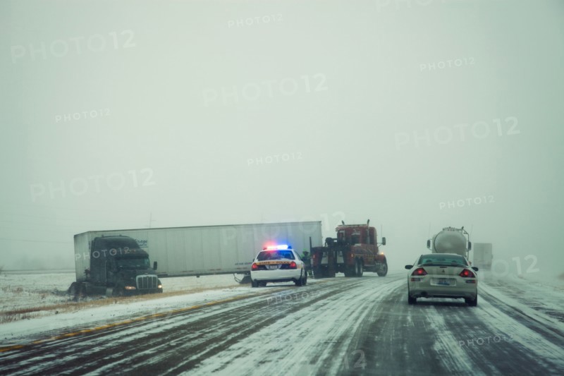 USA, Illinois, Springfield, Semi truck accident on highway during storm. Photo : Henryk Sadura