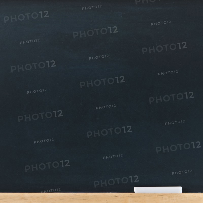 Empty blackboard, studio shot. Photo : Daniel Grill