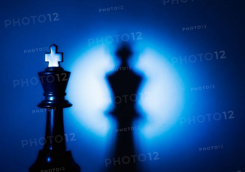 King chess piece.
