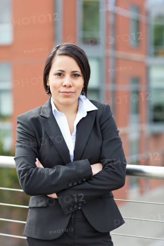 USA, Washington, Seattle, Portrait of young businesswoman. Photo : Take A Pix Media