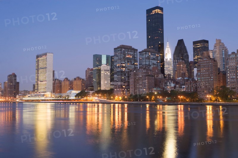 USA, New York State, New York City, Manhattan, Skyscrapers of Manhattan at dusk. Photo: fotog