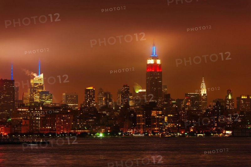 USA, New York City, Manhattan skyline at night.