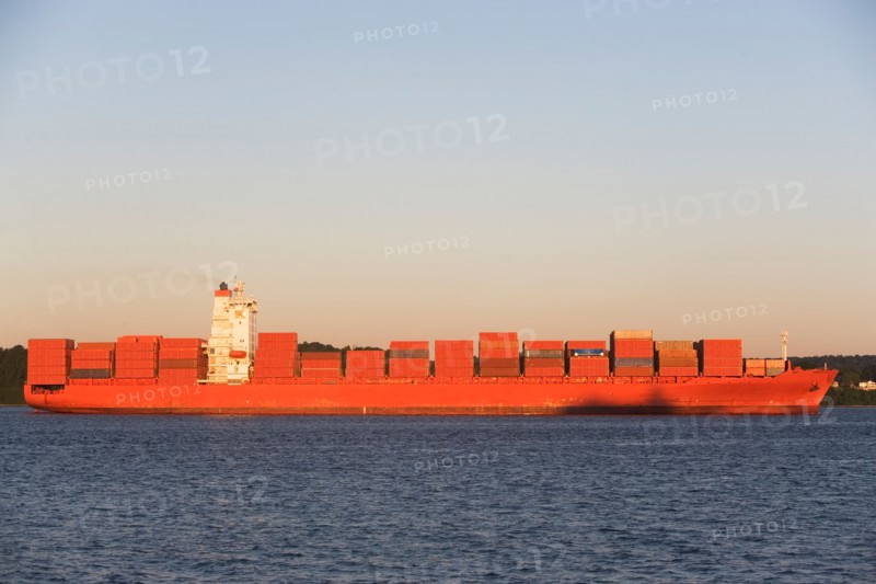 Container Ship. Photo: fotog