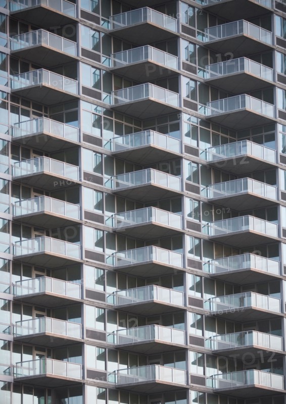 USA, New York City, Exterior of modern residential building. Photo : fotog