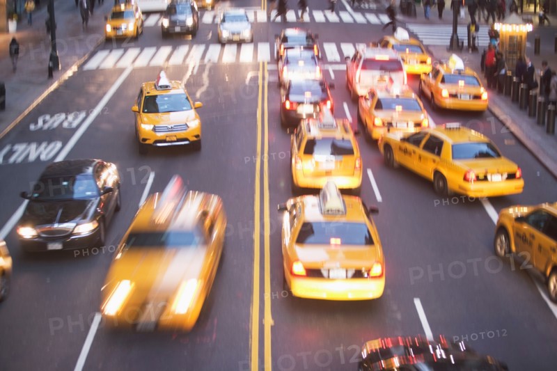 USA, New York City, Manhattan, Traffic on 42nd street. Photo : fotog