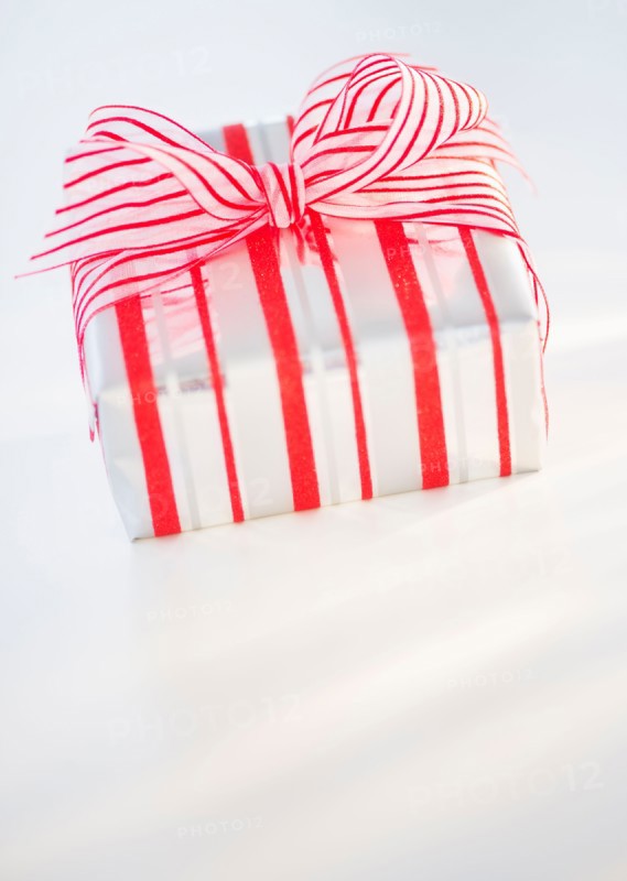 Studio Shot christmas gifts. Photo : Daniel Grill