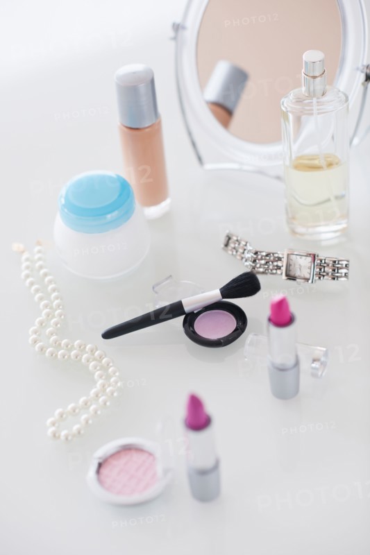 Studio shot of beauty products. Photo : Daniel Grill