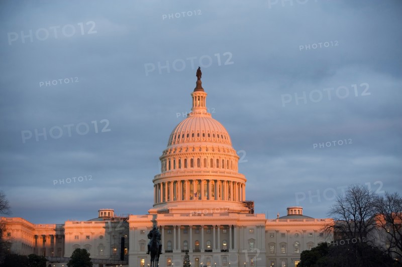 USA, Washington DC, capitol building . Photo : fotog