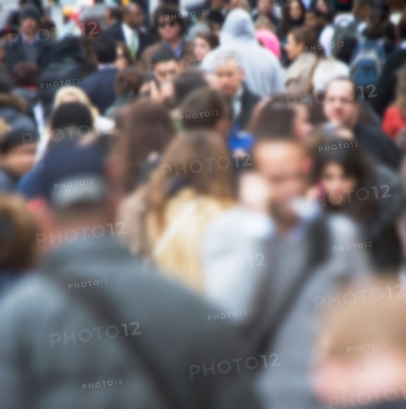 USA, New York State, New York City, blurred motion of pedestrians. Photo : fotog