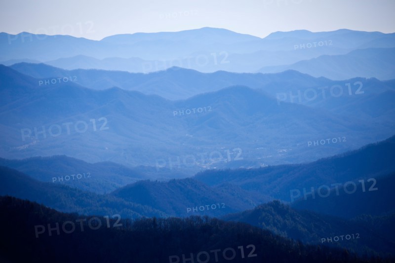 USA, Tennessee, Nashville, Great Smoky Mountains National Park, Mountain range in fog. Photo : Henryk Sadura