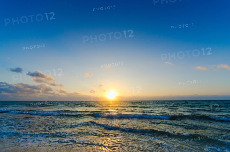 Mexico, Yucatan, Riviera Maya, Cancun. Seascape at sunset.