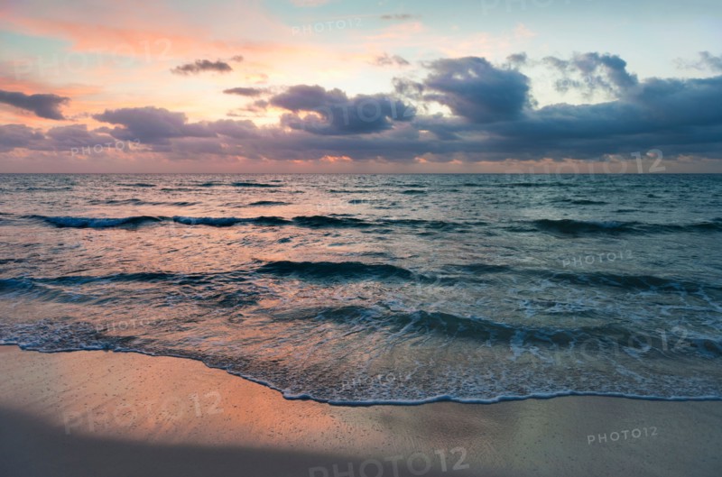 Mexico, Yucatan, Riviera Maya, Cancun. Seascape at sunset.