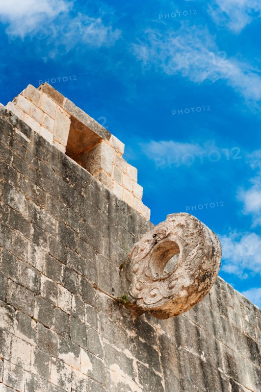 Mexico, Yucatan, Chichen Itza. Mayan ruins.
