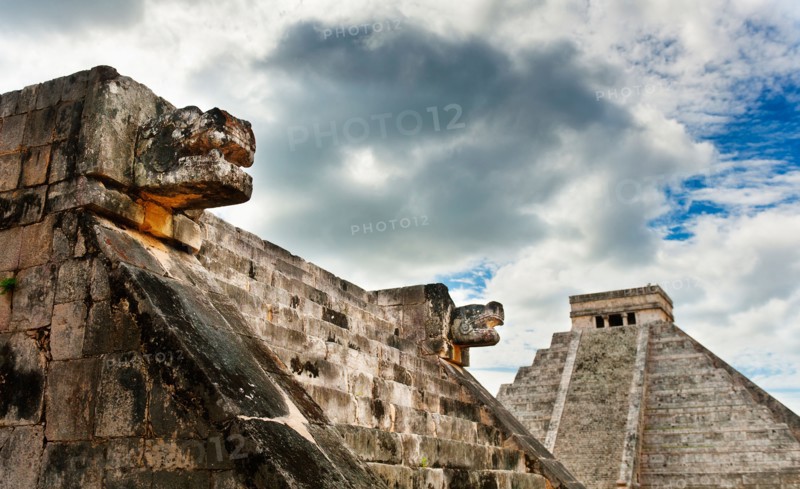 Mexico, Yucatan, Chichen Itza. Mayan ruins.
