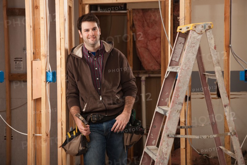 Portrait of handyman. Photo : DreamPictures