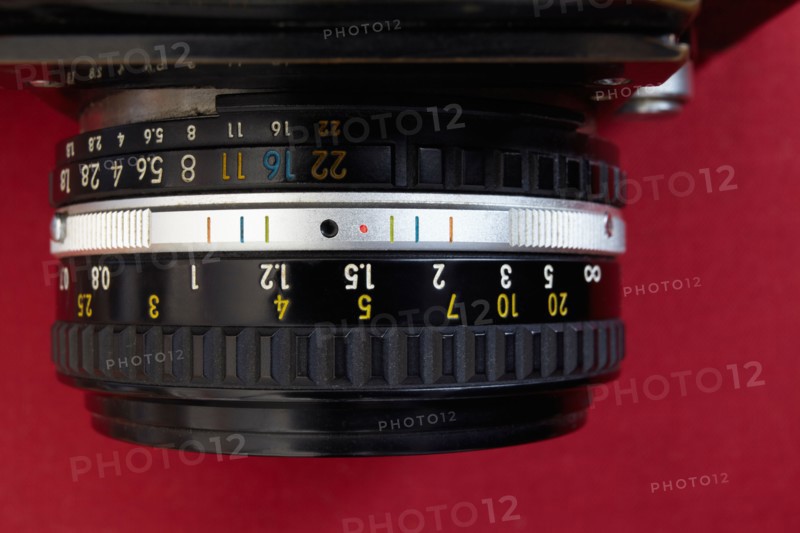 Studio shot of camera's lens. Photo : Winslow Productions