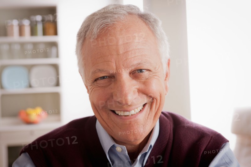 Portrait of smiling senior man. Photo : Rob Lewine