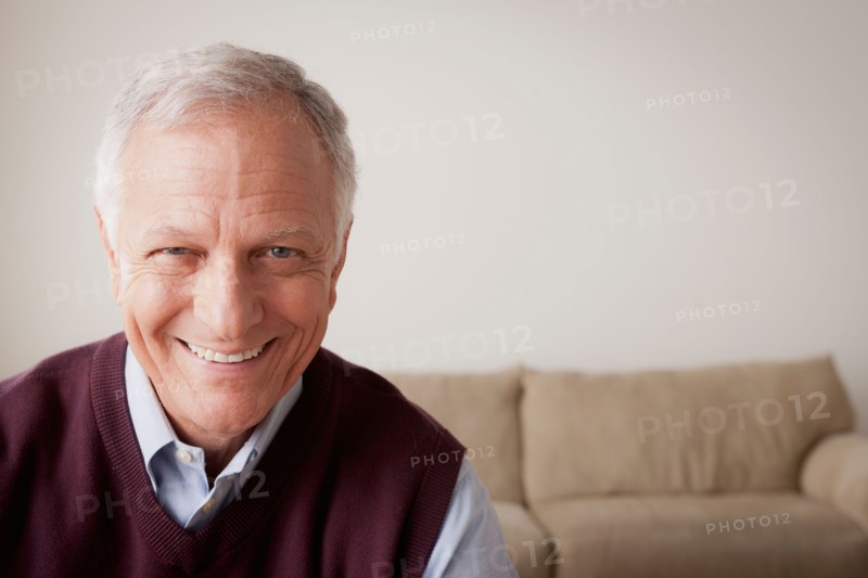 Portrait of smiling senior man. Photo : Rob Lewine