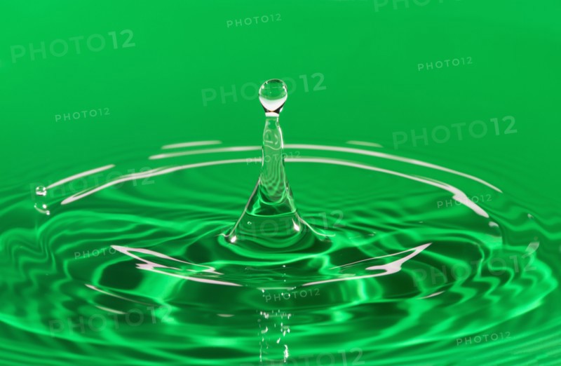 Green water splashing.