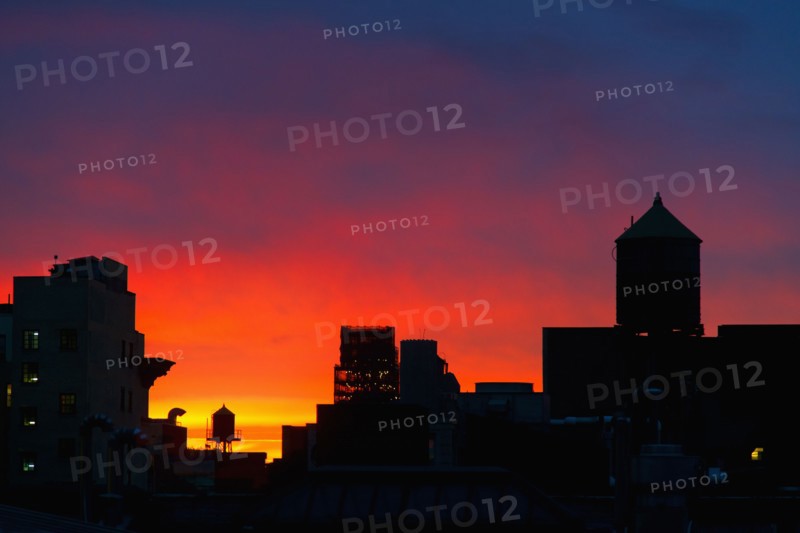 USA, New York City, Skyline at sunset.