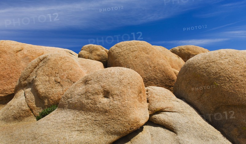 USA, California, Joshua Tree National Park, Rock formations.