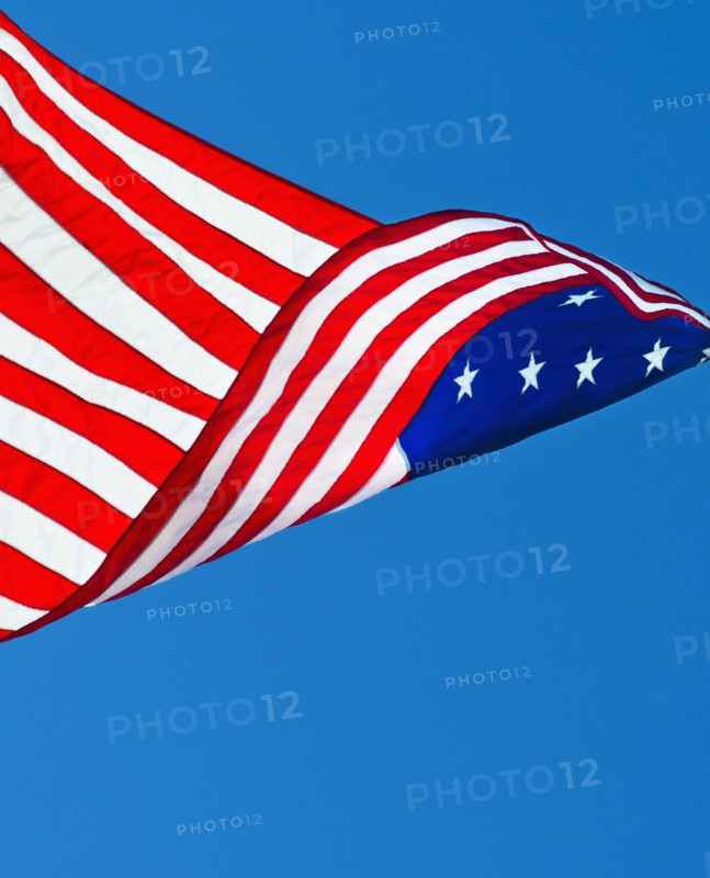 15 star US flag.