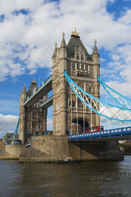 UK, England, London, Tower Bridge.