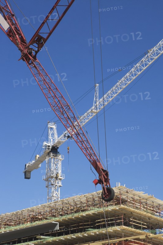 Crane on construction site. 
Photo : fotog