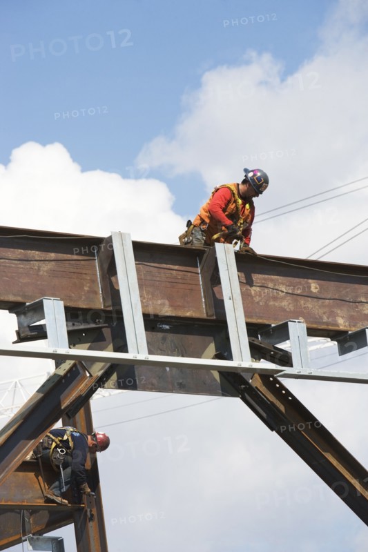 Male worker on construction site. 
Photo: fotog