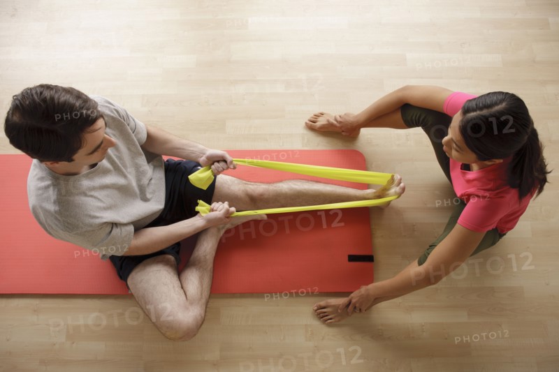 Young couple training together. 
Photo: Rob Lewine