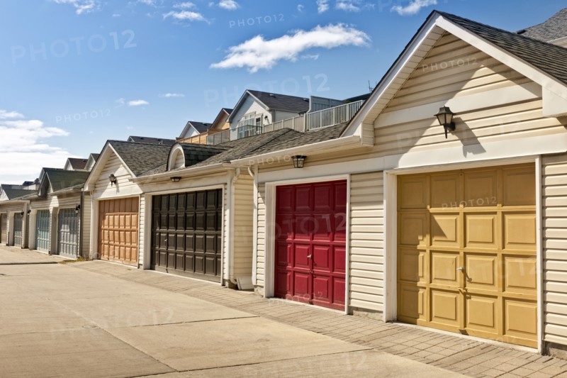 Canada, Ontario, Toronto, Row of garages. 
Photo: Elena Elisseeva