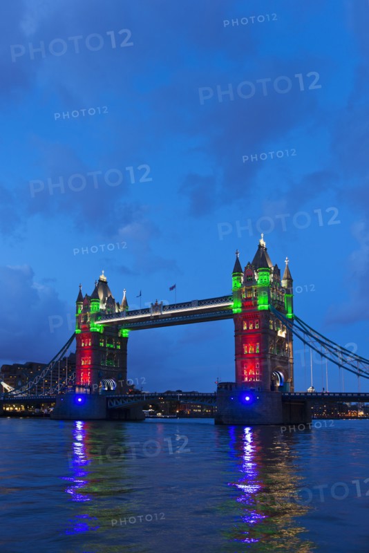 UK, London, Tower Bridge.