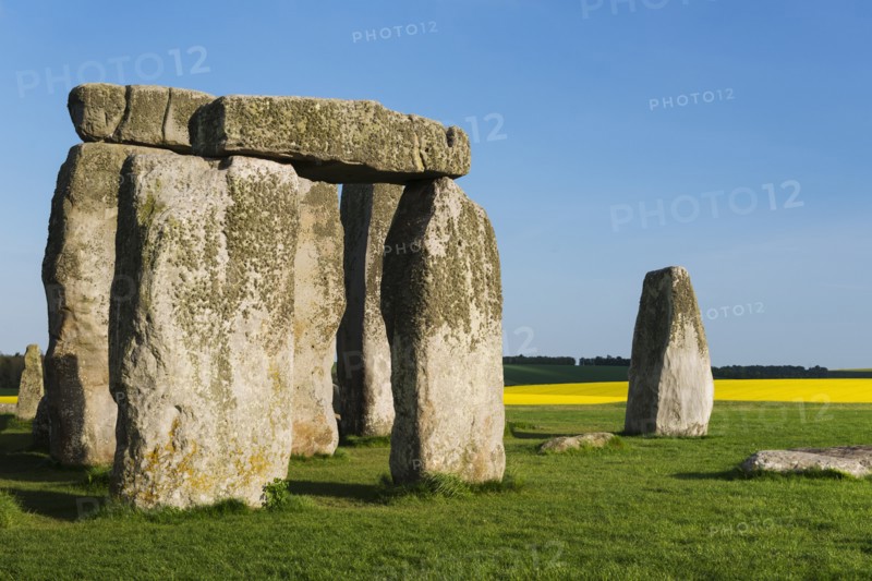 UK, England, Wiltshire, Stonehenge monument.