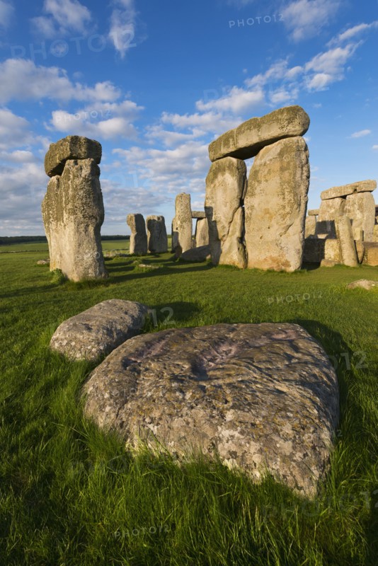 UK, England, Wiltshire, Stonehenge monument.