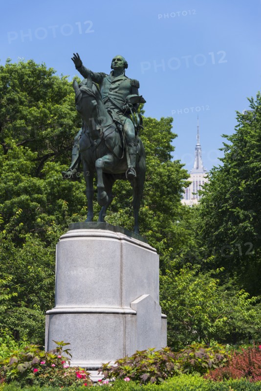 USA, New York State, New York City, Union Square Park, Statue of George Washington.