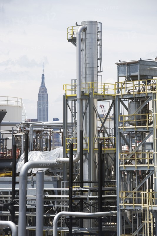 USA, New York City, Industrial area. Photo: fotog