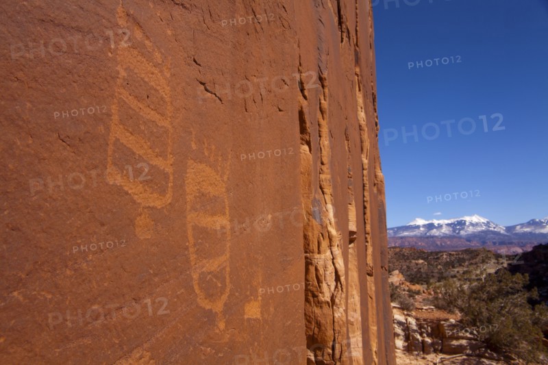 USA, Utah, Native American art on stone wall. Photo : John Kelly