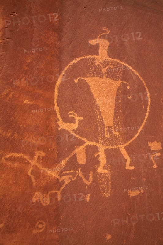 USA, Utah, Native American art on stone wall. Photo : John Kelly
